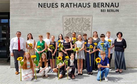 Guter Start in Ferien Ehrungen für Bernauer Schülerinnen und Schüler