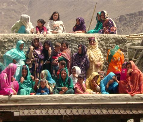 The colors worn by these women in the Hunza Valley, Pakistan, were spectacular. | Hunza valley ...