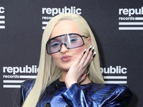 Atra O Do The Town Kim Petras Anuncia O Aguardado Lbum De Estreia