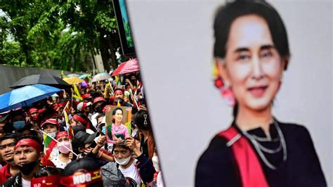 Myanmar Aung San Suu Kyi Zu Weiterer Haft Verurteilt ZEIT ONLINE