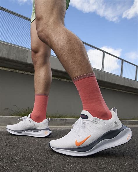 Tenis De Correr En Carretera Para Hombre Nike Infinityrn 4