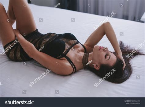Sexy Beautiful Brunette Woman Lying Bed Foto Stok 1262062699 Shutterstock