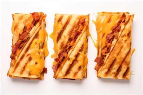 Premium Photo Crispy Cheddar Cheese And Bacon Toasted Sandwiches A