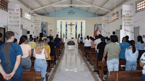 Misa de bienvenida de los alumnos y conmemoración del día de la madre