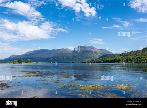 The Uks Highest Mountain Hi Res Stock Photography And Images Alamy