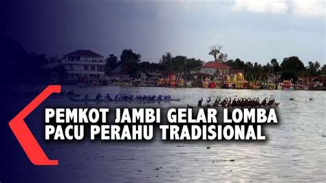 Lomba Pacu Perahu Tradisional