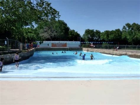 Water Parks In Oklahoma Best Water Attractions And Rides