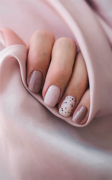 Best 16 Simple Nails Design You Must Try This Year