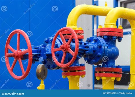 Elements of Natural Gas Compressor Station Equipment Stock Image - Image of pipeline, fossil ...