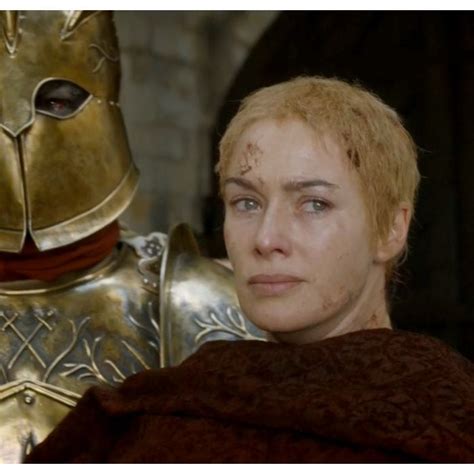 Cersei Lena Headey é salva por Montanha Hafþór Júlíus Björnsson e