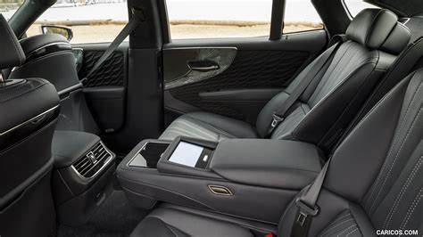 Lexus LS 500h | 201MY | Interior, Rear Seats