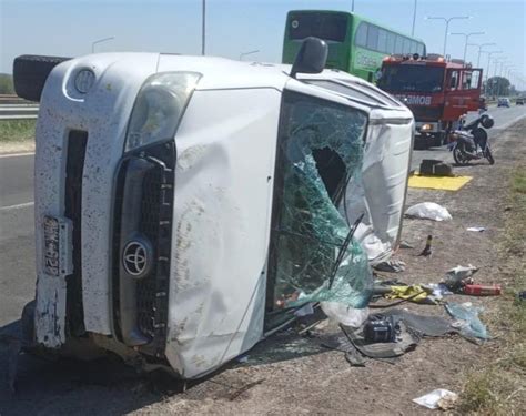 Por Cada Persona Fallecida En Un Accidente Vial Tres Resultan