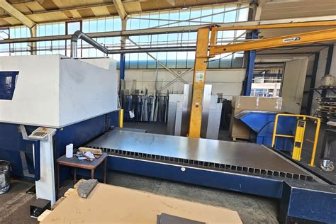 LASER CUTTING MACHINE TRUMPF TRULASER 3030 FIBER L49