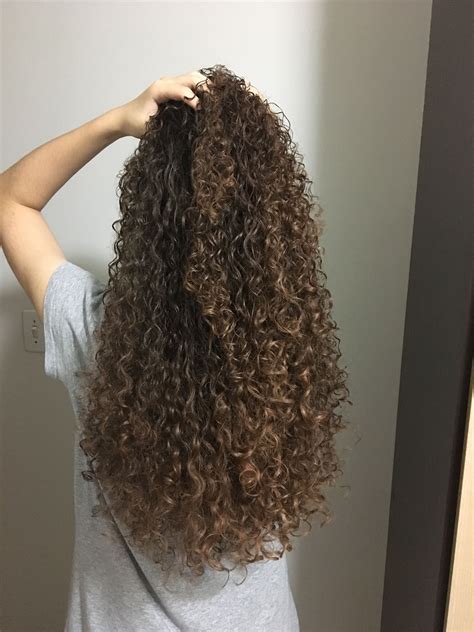 Curly hair, wavy hair, brazilian, beautiful hair, girl #hairbeauty