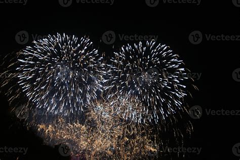 A view of a Fireworks display 12976353 Stock Photo at Vecteezy