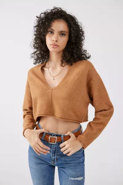 Bdg Valeria Cropped Sweater Urban Outfitters