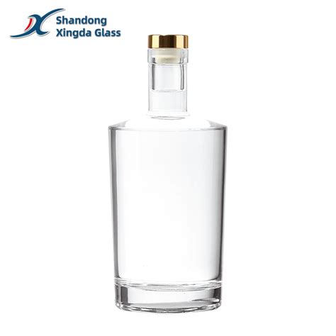 Customized 750ml Super Flint Whisky Gin Rum Vodka Brandy Tequila Spirit Glass Bottle Xingda Glass