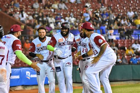 Gigantes se afianzan en 2º y envían a Licey al sótano dejándolos en el