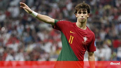 João Félix and the comparison with Kaká: «It’s a little too much ...