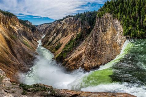 Brink of Lower Falls, Yellowstone National Park, USA