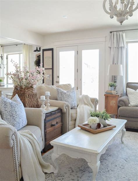 Cool 20 Fabulous Shabby Chic Farmhouse Living Room Decor Ideas More