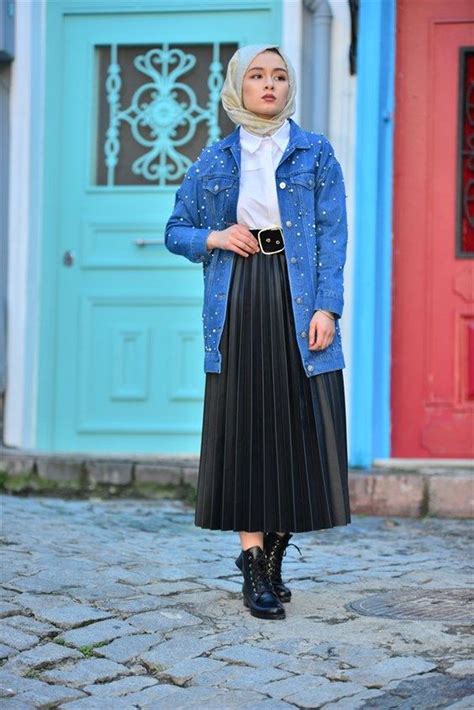 Inspirasi Ootd Rok Plisket Hitam Hijab Dan Non Hijab Blog Belanja