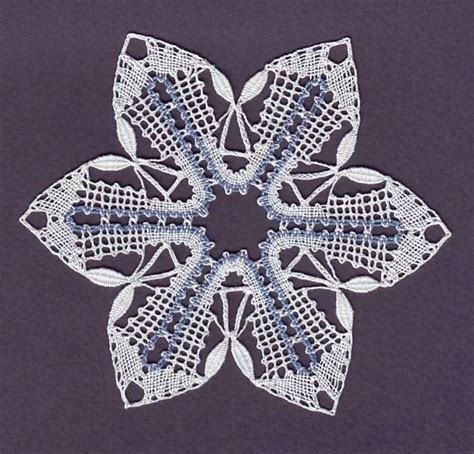 Idrija Bobbin Lace 746 Lace Doily With Flower Design