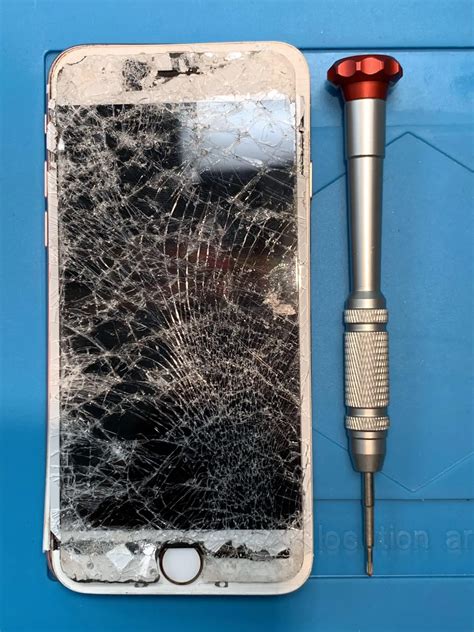 The Most Popular Service in Cell Phone Repair Stores