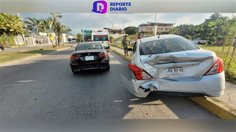 Aparatosos choque entre tres vehículos Reporte Diario Vallarta