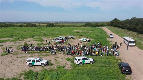 Complicada La Frontera Se Vuelve Lenta Liberaci N De Cubanos En