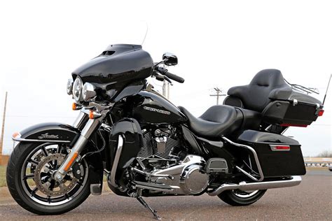 Harley Davidson Flhtk Ultra Limited Vivid Black Duluth