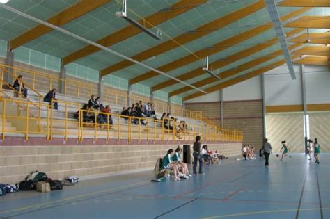 Salle Gymnase Des Berneries Salle Club Handball Hbc Saint Yrieix