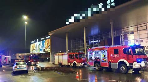 Pożar w centrum handlowym Domoteka ZDJĘCIA targowek info