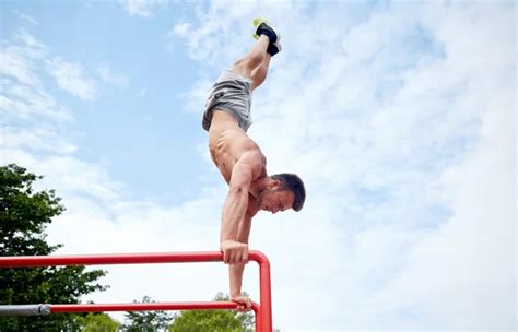 10 Best Calisthenics Equipment Pieces For A Home Gym - Home Gym Equipment