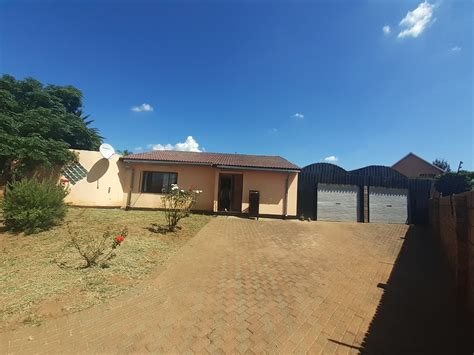 3 Bedroom House For Sale In Ennerdale Remax™ Of Southern Africa