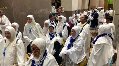 Tren Umrah Mandiri Lewat Travel Ini Kelebihannya Dibandingkan Umrah