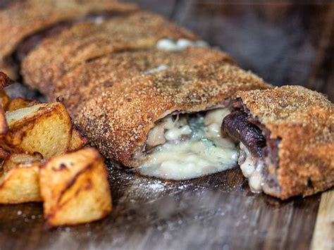 El Mejor Cachopo De Espa A Y Segundo Del Mundo Est En Zaragoza Una