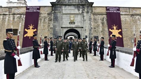 SEDENA conmemora el bicentenario del Heróico Colegio Militar en