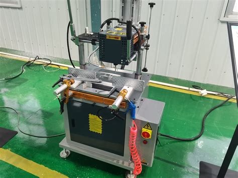 UPVC Window Making Machine Aluminium Copy Router Machine For Aluminium