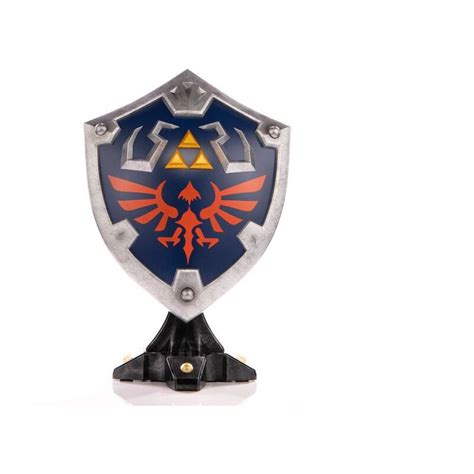 First Figures Escudo Hylian Shield Collector Edition The Legend Of