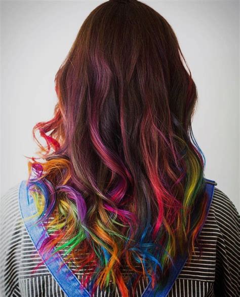 Pin By Lυчаиа On ใ ໕អරරនξ τჩវន ɥɐıɹṧтʏℓḙ Rarest Hair Color Half Colored Hair Metallic