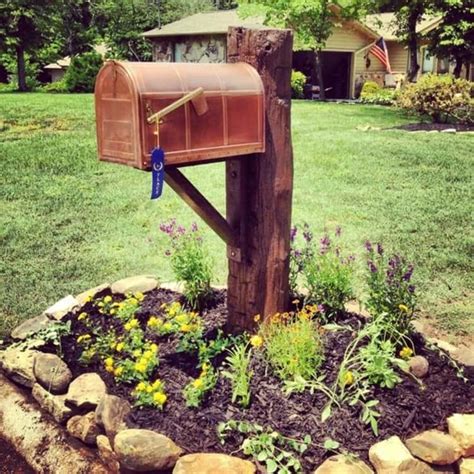 Mailbox Makeovers For Instant Curb Appeal