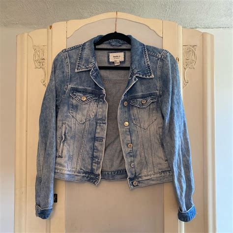 Forever 21 Cropped Denim Jacket Size S Worn A Depop