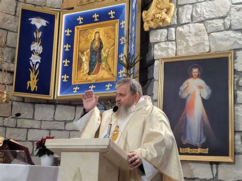 Padre Jarek Oficjalna Strona Ks Jaros Awa Charbel Tv Msza Wi Ta