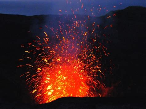 Hot And Cold: How Many Active Volcanoes Are There In Antarctica ...