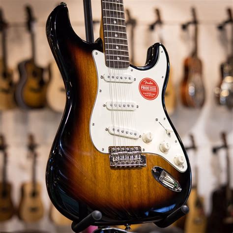 Squier Classic Vibe S Stratocaster Color Sunburst