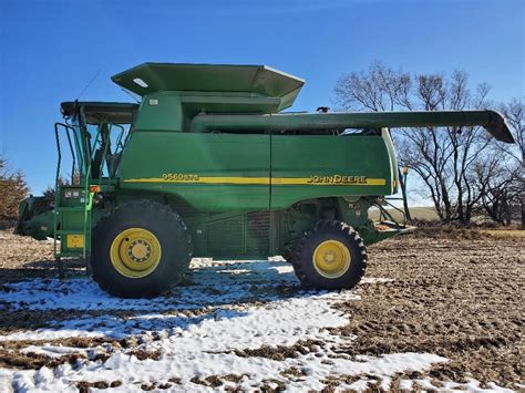 2008 John Deere 9560 STS Combine BigIron Auctions