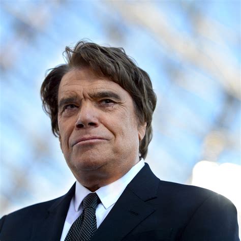 Bernard Tapie pourquoi son nom s écrivait avec un Y dans les années