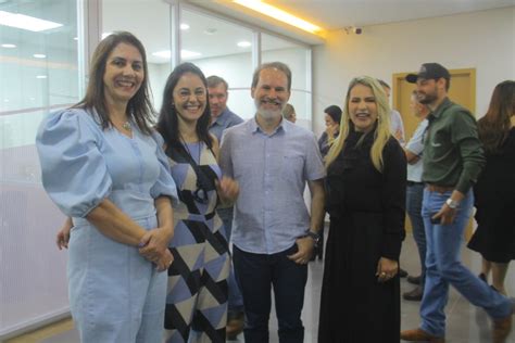 COOPERATIVISMO Inauguração do novo prédio do Sicredi foi o maior