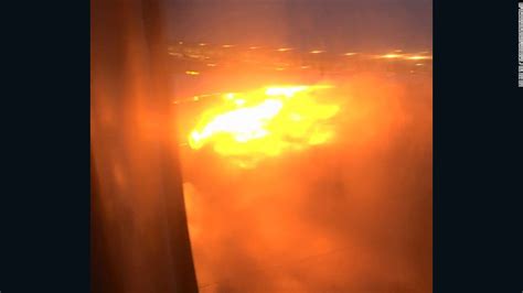 Singapore Airlines Plane Catches Fire After Emergency Landing Cnn